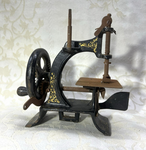 Sewing machine coudre - machine, fonte
