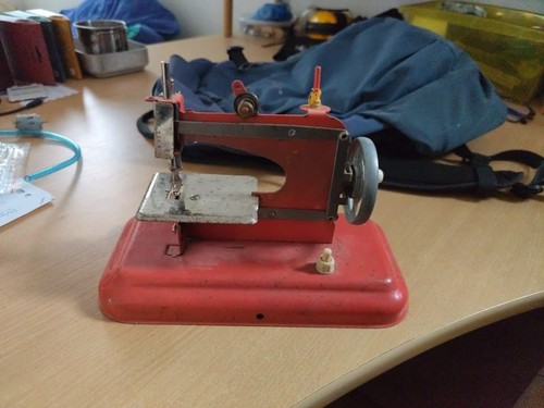 Machine coudre enfant - coudre,