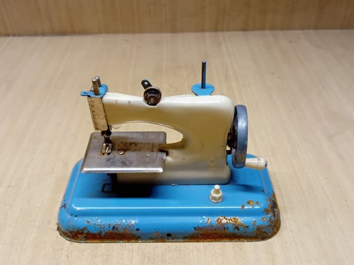 Machine coudre ancienne - machine,