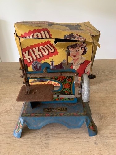 Machine coudre kikou - kikou, jouet